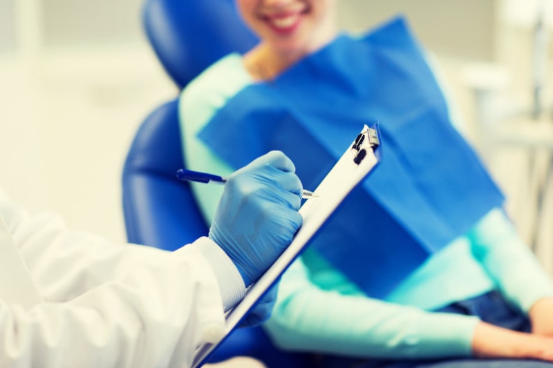 cuánto cuesta una endodoncia en españa